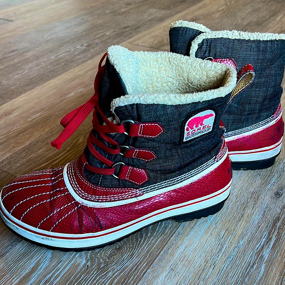 Sorel waterproof snow boots